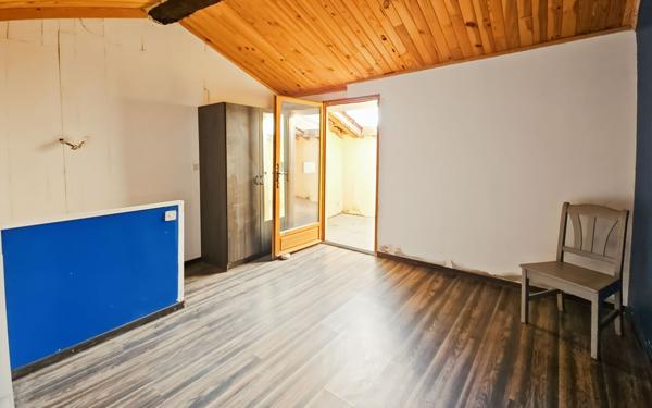 Maison à vendre    2 pièces • 53,76 m2 Saint-Étienne-les-Orgues