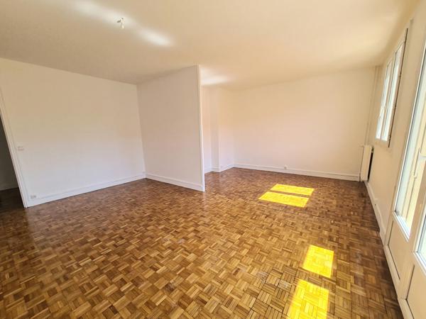 Charmant appartement 3 pièces à Ivry-sur-Seine, proche gare et commodités