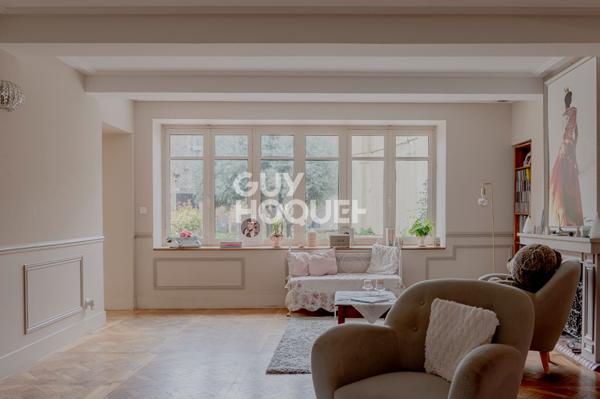 L'ÉCRIN SOUVERAIN : 370 M² D'EXCEPTION EN PLEIN CENTRE HISTORIQUE