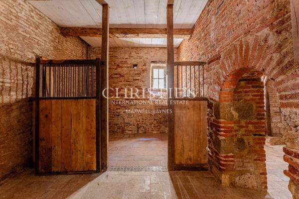 Exclusivement via Maxwell Baynes Maison de ville au centre de Gimont – Toulouse à 1 heure