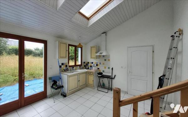 CARHAIX - MAISON 5 PIECES