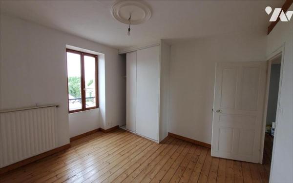 CARHAIX - MAISON 5 PIECES