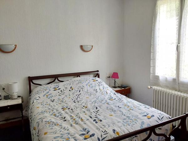 Maison  avec vie de plain pied. Rostrenen 7 pièce(s) 113 m2