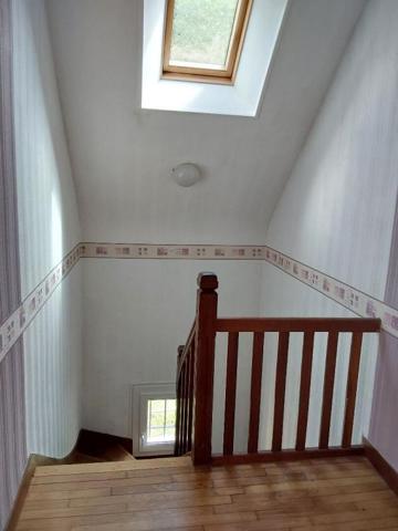 Maison  avec vie de plain pied. Rostrenen 7 pièce(s) 113 m2