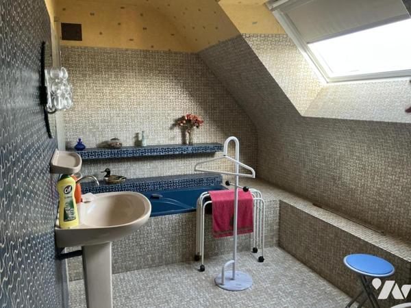 A VENDRE VANNES NORD-MAISON TRADITIONNELLE 6 pièces