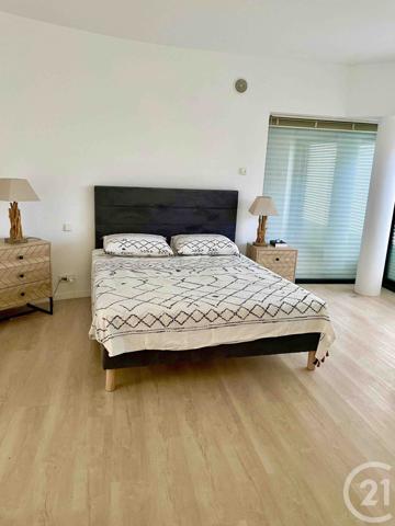 Maison à vendre  11 pièces - 277,50 m2 LA TRANCHE SUR MER - 85