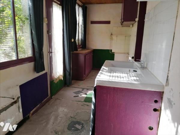 MAISON DE VILLE A RENOVER