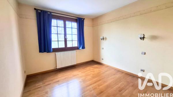 Maison à vendre 5 pièces 170 m² Entraigues-sur-la-Sorgue