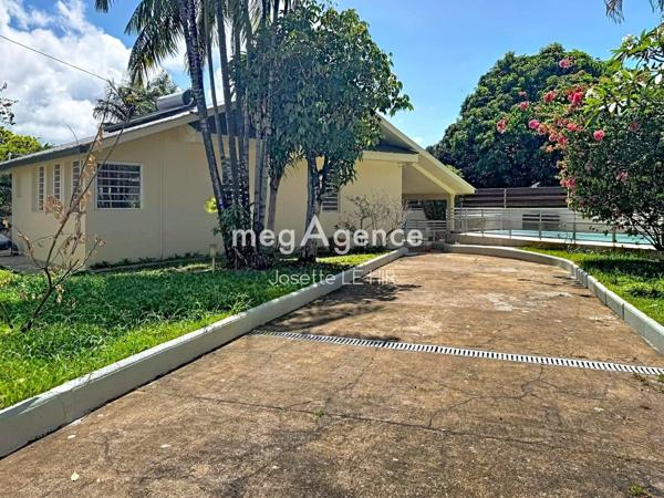 Maison à CAYENNE, 97300 - 4 pièces 82m²