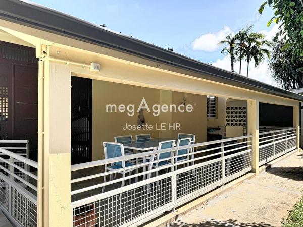Maison à CAYENNE, 97300 - 4 pièces 82m²
