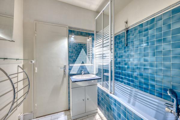 Appartement Rueil Malmaison 2 pièce(s) 49.37 m2 €279 800 ** - Référence 19308