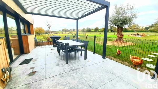 Maison 8 pièces de 239 m² à Villeneuve-sur-Lot (47300)