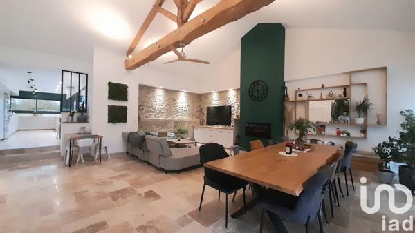 Maison 8 pièces de 239 m² à Villeneuve-sur-Lot (47300)