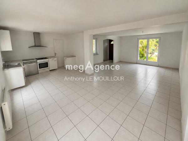 Maison à HENNEBONT, 56700 - 4 pièces 75m²