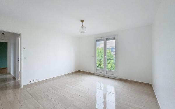 Appartement à vendre    4 pièces • 67,35 m2 Le Perreux-sur-Marne