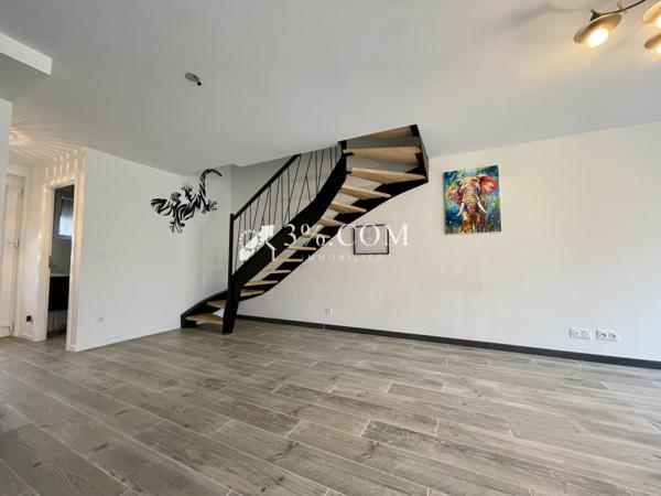 Maison 5 pièce(s) 3 chambre(s) 99 m²