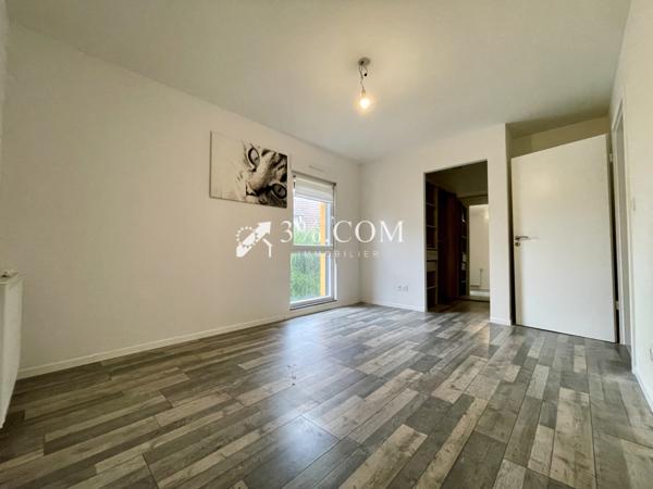 Maison 5 pièce(s) 3 chambre(s) 99 m²