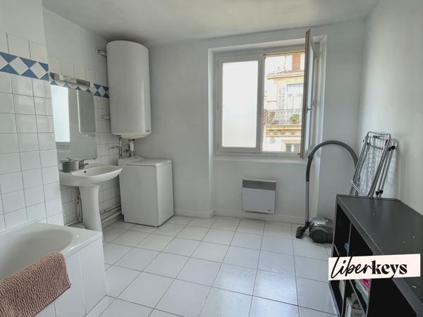 Appartement très lumineux de 68m2 avec grand balcon - 6ème Rome / Opéra