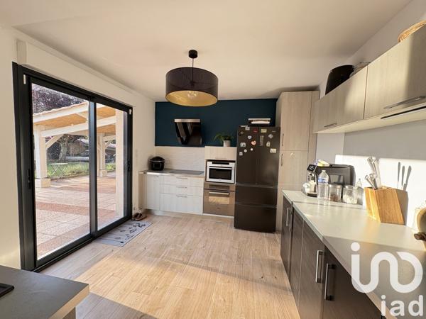 Maison à vendre 6 pièces 145 m² Ambarès-et-Lagrave