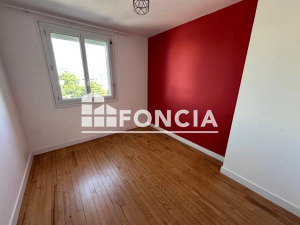 Location Appartement 4 pièces 90.16 m² - 35 RUE DE GLASGOW Brest 29200