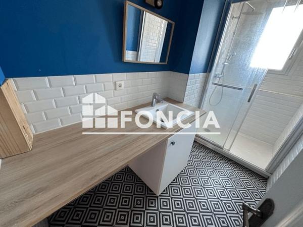 Location Appartement 4 pièces 90.16 m² - 35 RUE DE GLASGOW Brest 29200