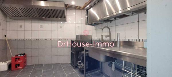 Immeuble à vendre 4 pièces de 94 m²