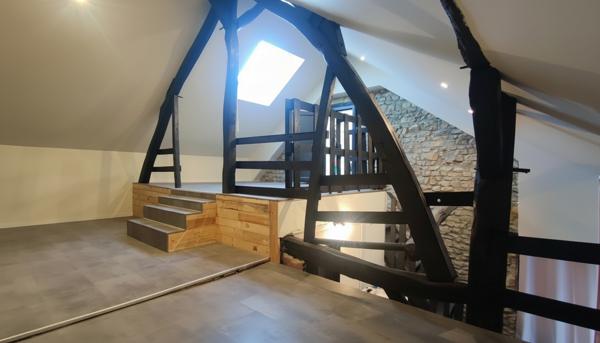 Maison RENEVE 6 Pièces 149.83 m²