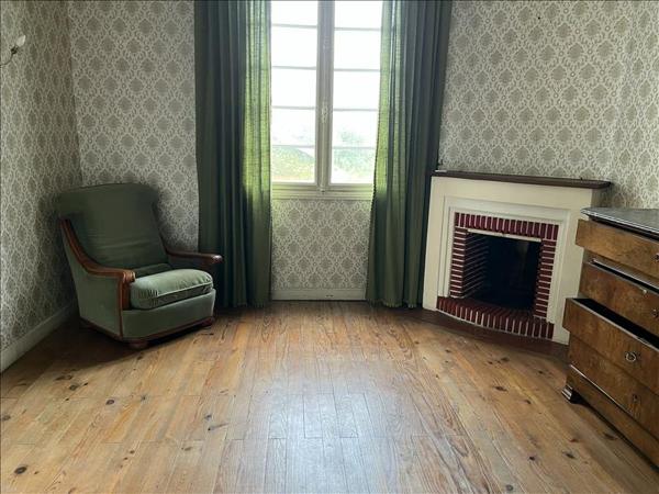 Maison à vendre |  Saint-Justin |  5 pièces | 201 m²