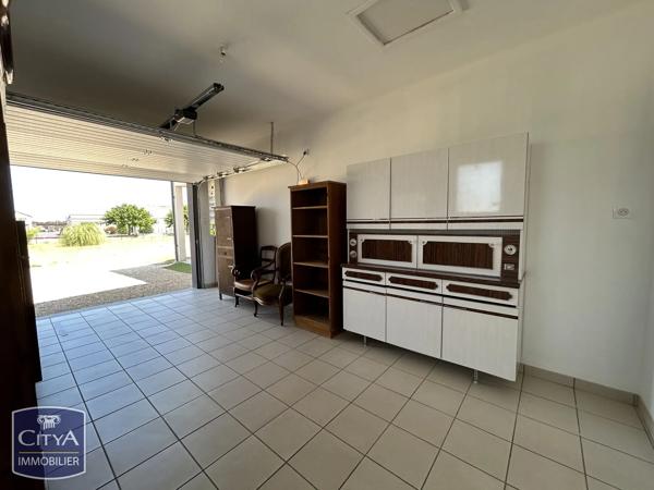 Maison à vendre 4 pièces 110m² Saint-Laurent-des-Vignes (24100)