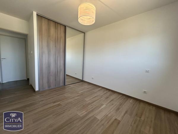 Maison à vendre 4 pièces 110m² Saint-Laurent-des-Vignes (24100)