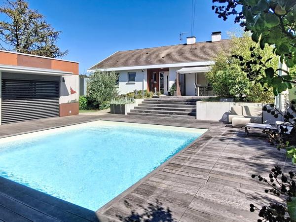 Belle propriété avec dépendances sur 15.76 ares