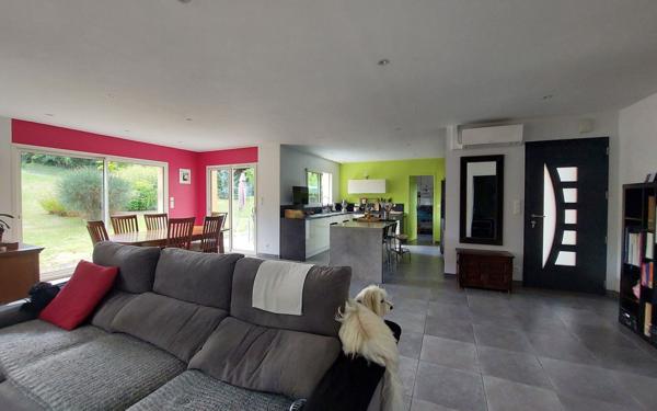 Maison à vendre    5 pièces •  Seigy