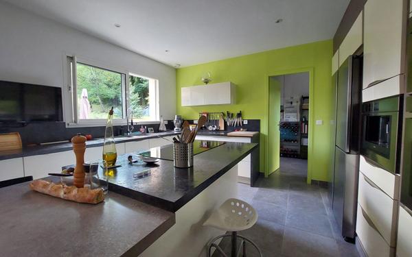 Maison à vendre    5 pièces •  Seigy