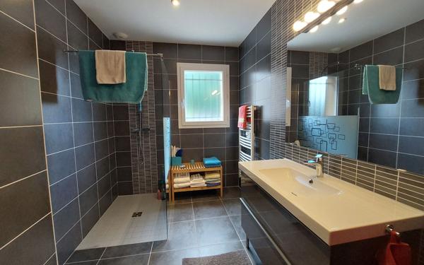 Maison à vendre    5 pièces •  Seigy