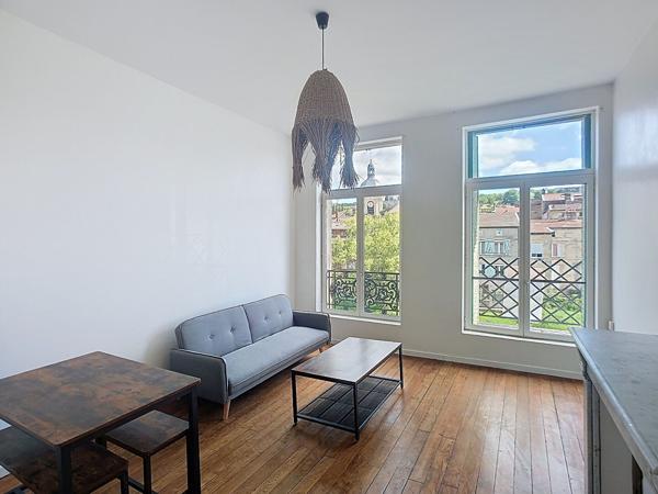 Appartement type F2 MEUBLÉ en duplex Bar-le-duc