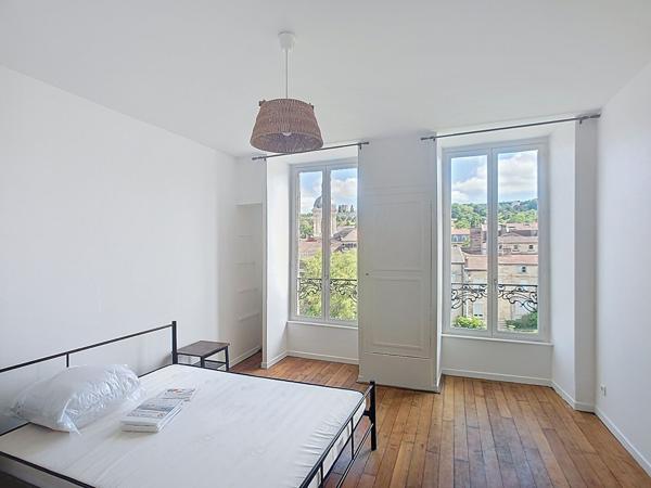 Appartement type F2 MEUBLÉ en duplex Bar-le-duc