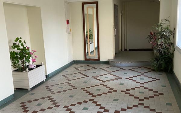 Appartement à vendre    6 pièces • 145 m2 Brest