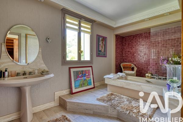 Maison à vendre 6 pièces 180 m² Briis-sous-Forges