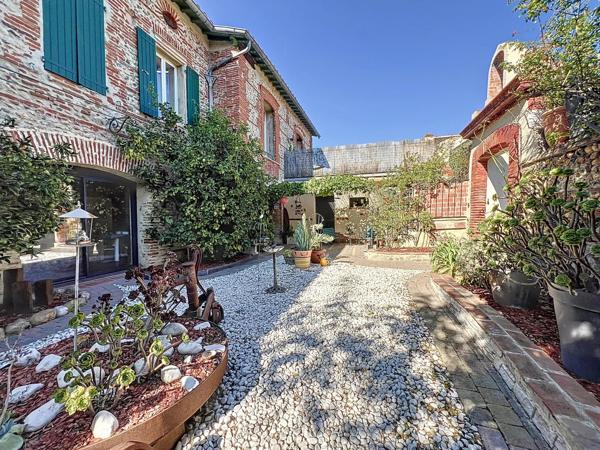 MAS SCINDE EN DEUX HABITATIONS AVEC JARDIN ET PISCINE, PERPIGNAN
