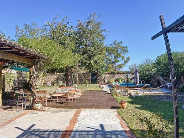 MAS SCINDE EN DEUX HABITATIONS AVEC JARDIN ET PISCINE, PERPIGNAN