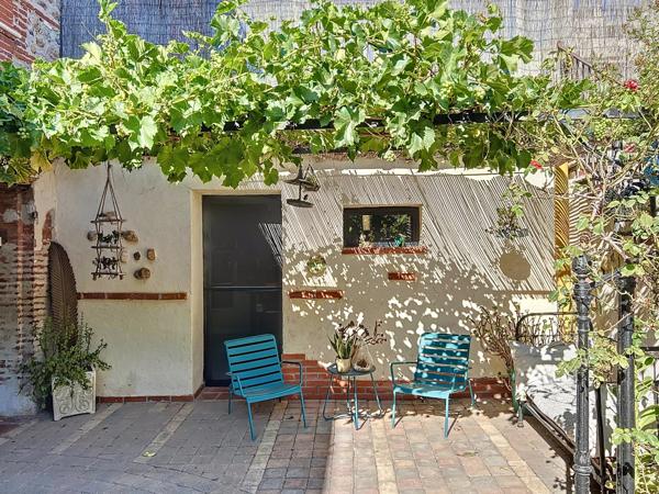 MAS SCINDE EN DEUX HABITATIONS AVEC JARDIN ET PISCINE, PERPIGNAN