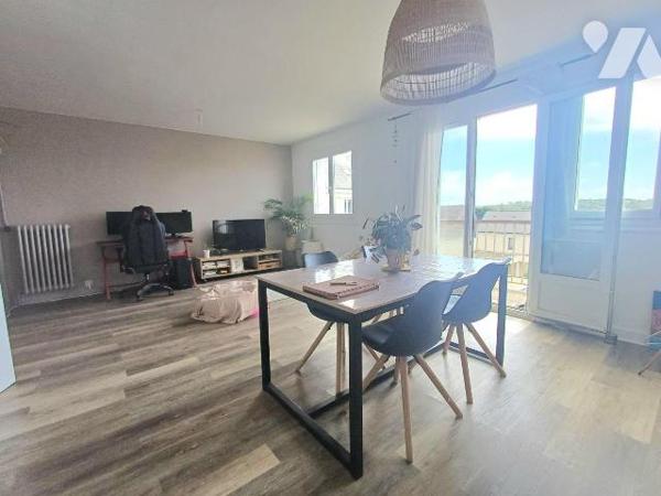 Appartement à Vendre à Guidel (56520) en Morbihan (56)

Cet appartement d'une surface habitab...