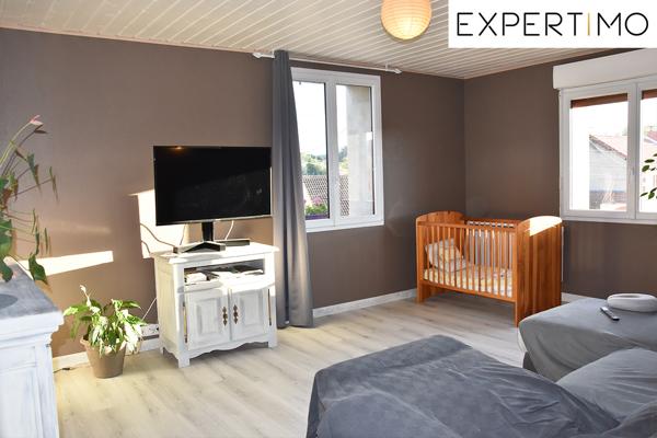 Saint-Éloy-les-Mines (63700) Maison familiale de 190 m² sur terrain 1134 m²