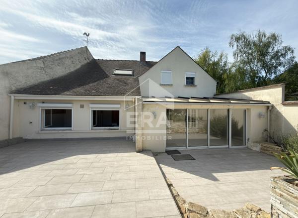 Maison familiale de 129 m² à Châtillon-la-Borde