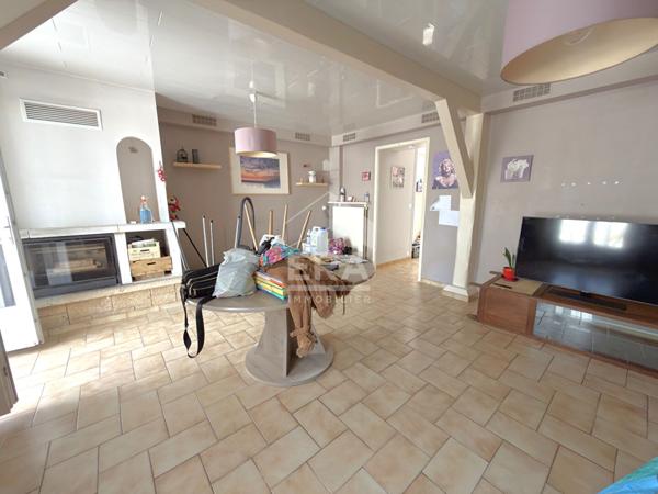 Maison familiale de 129 m² à Châtillon-la-Borde