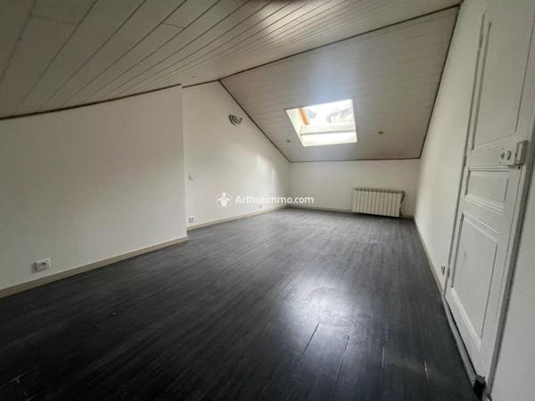 Location                                                      Appartement
                        
                     3 pièces                      48 m2                     à Millau