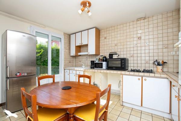 Maison à vendre 272 896 € Frouzins 4 p 132 m² DPE C