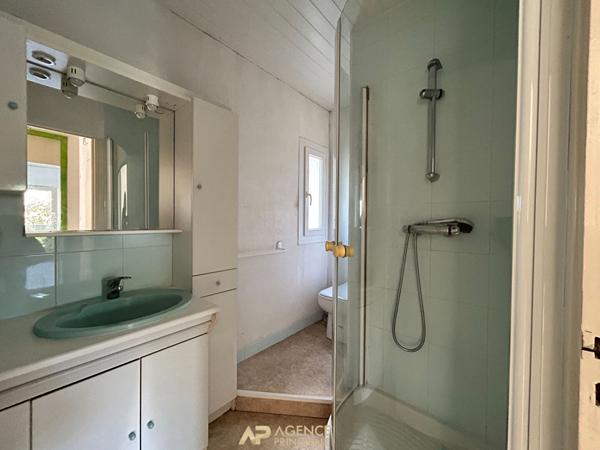 Maison 4 pièces proche tous commerces Villeneuve-les-Salines €245 000 ** - Référence FB716D1