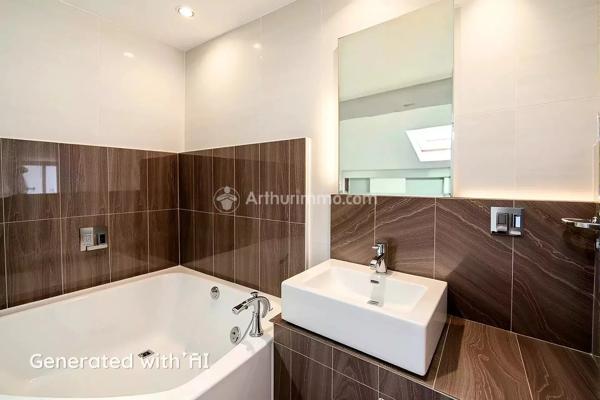 Vente                                                      Maison de ville
                        
                     6 pièces                      165 m2                     à Castres