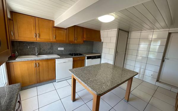 Maison à vendre    6 pièces • 163 m2 Pontonx-sur-l'Adour